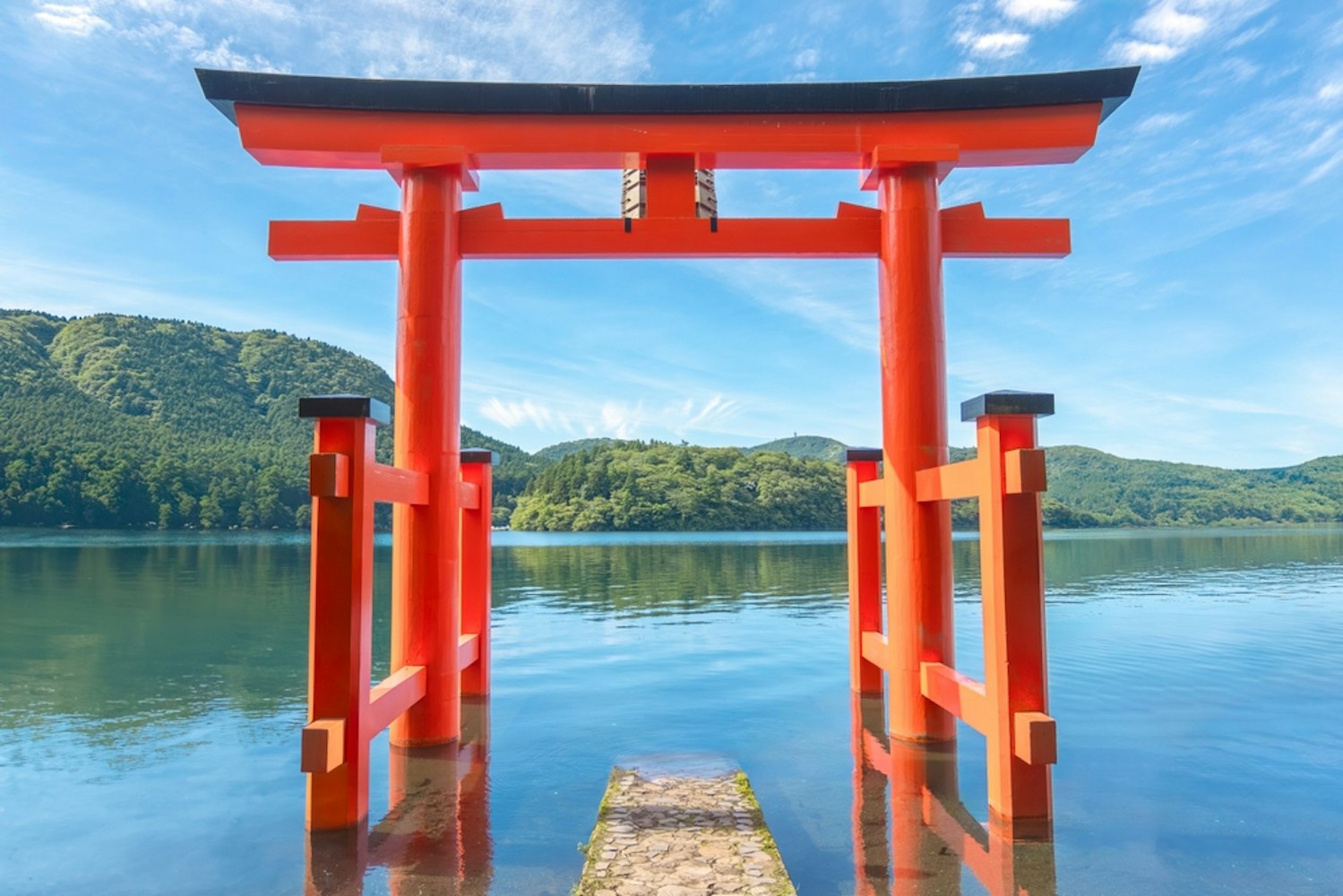 Hakone Shrine